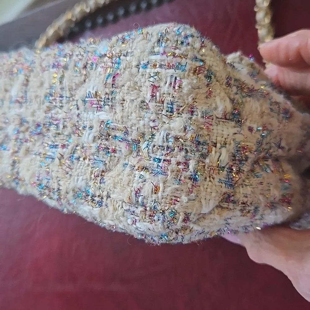 Aldo Quilted Handbag In Biege With Pastel Pink And Blue Accents. - Picture 11 of 16